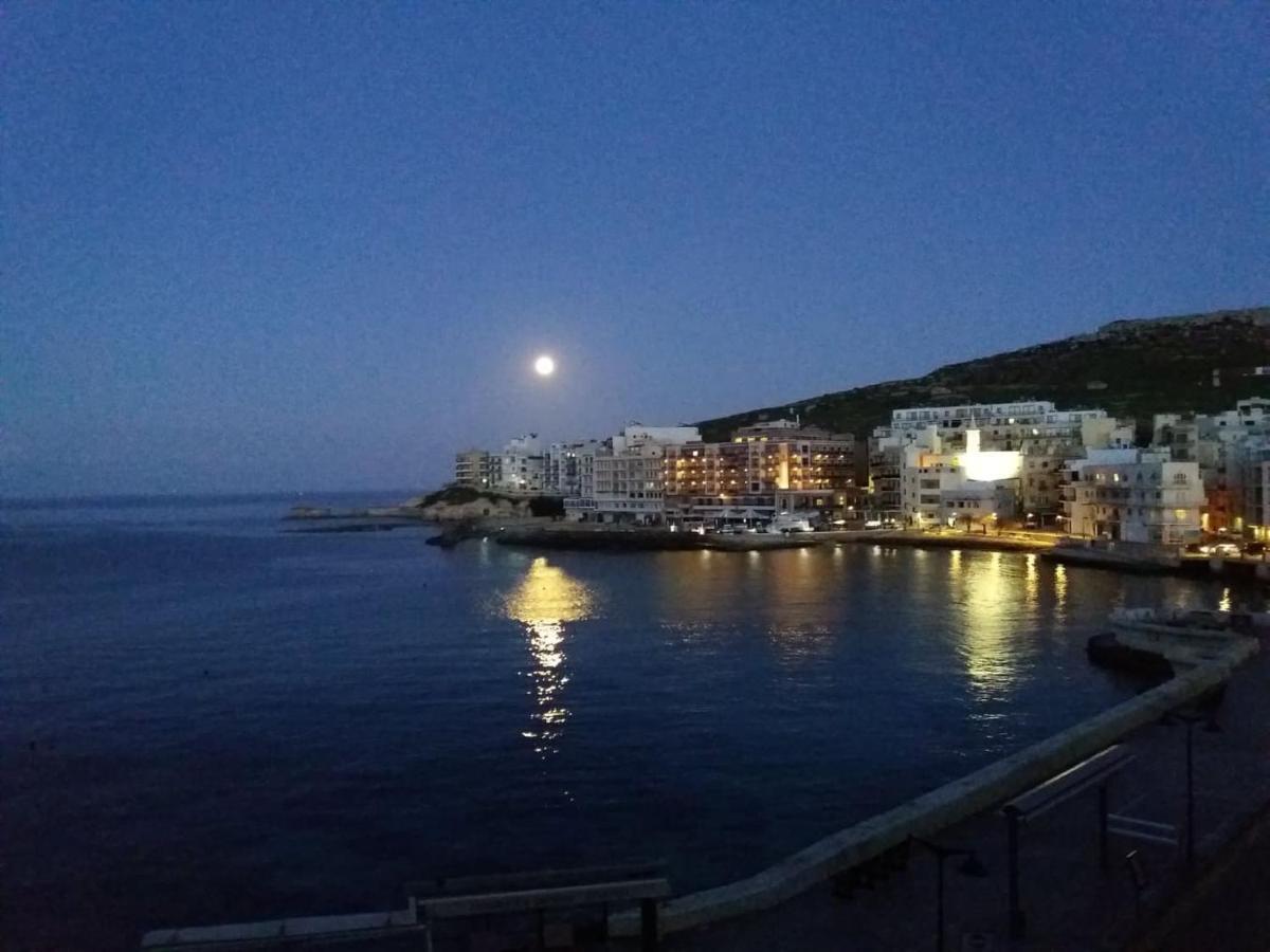 Апартаменты Sea View Beachfront
